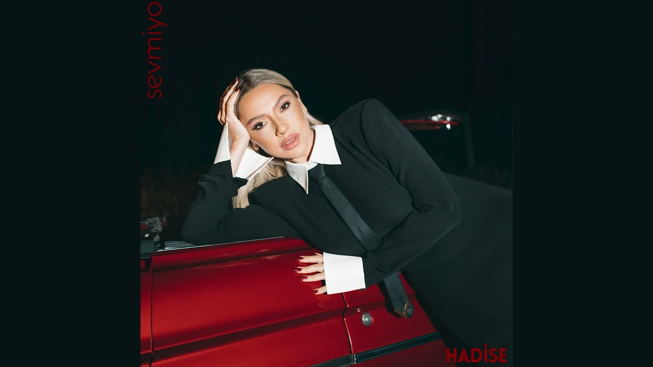 Hadise telefonuyla gündem oldu!